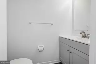 14806 Ashford Ct, Laurel, MD 20707 - Photo 7