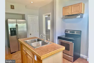 6506 Gateway Boulevard, District Heights, MD 20747 - Photo 15