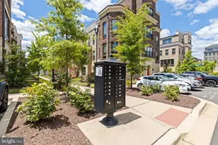 510 Harborview Dr, National Harbor, MD 20745 - Photo 15