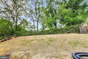2610 Lorring Dr, District Heights, MD 20747 - Photo 33