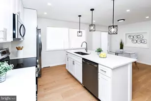 6008 Middleton Ln, Temple Hills, MD 20748 - Photo 11