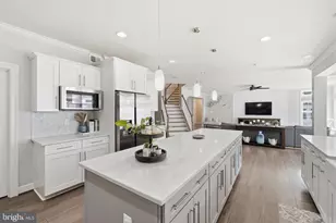 9003 Crystal Oaks Ln, Upper Marlboro, MD 20772 - Photo 11