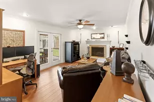 12803 Black Oak Dr, Laurel, MD 20708 - Photo 17