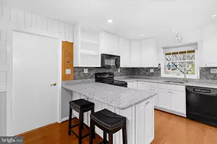 12802 Kemper Ln, Bowie, MD 20715 - Photo 11