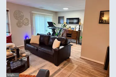 2218 Dawn Lane, Temple Hills, MD 20748 - Photo 5