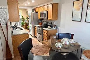 2218 Dawn Ln, Temple Hills, MD 20748 - Photo 17