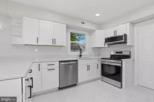 4410 Ockford Ln, Bowie, MD 20715 - Photo 19
