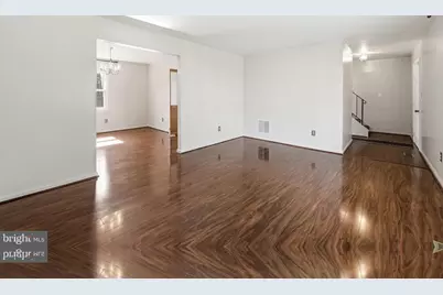 817 Falcon Drive, Upper Marlboro, MD 20774 - Photo 5