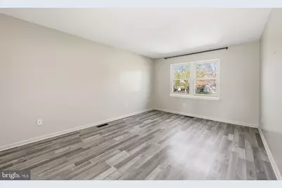 817 Falcon Drive, Upper Marlboro, MD 20774 - Photo 19