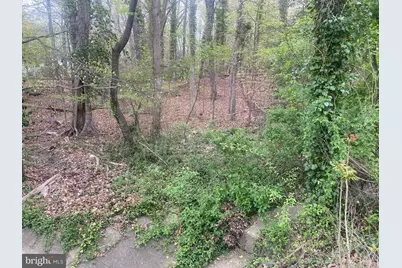 5202 Woodland Boulevard, Oxon Hill, MD 20745 - Photo 3