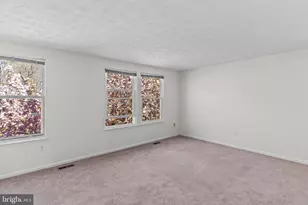 246 Red Jade Dr, Upper Marlboro, MD 20774 - Photo 15