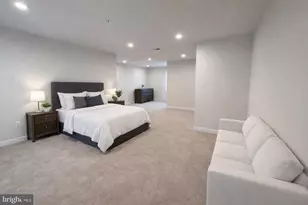 2814 Lewis Ave, Suitland, MD 20746 - Photo 9