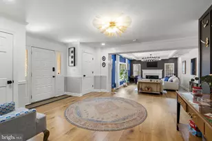 7018 Hunter Ln, Hyattsville, MD 20782 - Photo 5