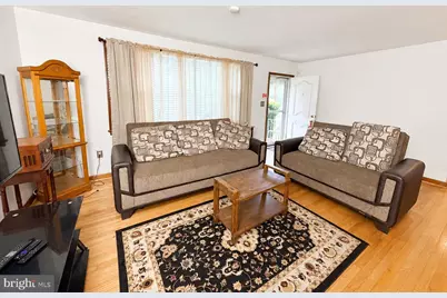 8107 Jordan Park Boulevard, District Heights, MD 20747 - Photo 9