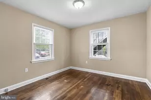 4719 Queensbury Rd, Riverdale, MD 20737 - Photo 15