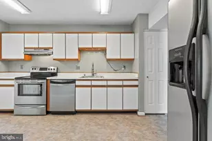 10477 Campus Way S, Upper Marlboro, MD 20774 - Photo 19