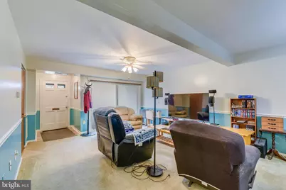 8116 Lakecrest Drive, Greenbelt, MD 20770 - Photo 11