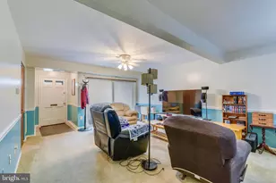 8116 Lakecrest Dr, Greenbelt, MD 20770 - Photo 11