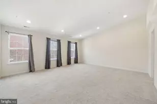 8102 Ash Ave, College Park, MD 20740 - Photo 23