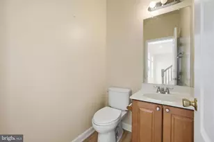8102 Ash Ave, College Park, MD 20740 - Photo 19