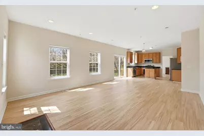 8102 Ash Avenue, College Park, MD 20740 - Photo 17