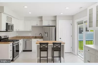 16111 Village Drive W, Upper Marlboro, MD 20772 - Photo 19