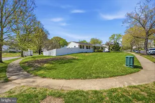 16111 Village Dr W, Upper Marlboro, MD 20772 - Photo 33