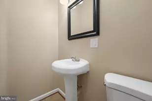 705 71st Ave, Capitol Heights, MD 20743 - Photo 17