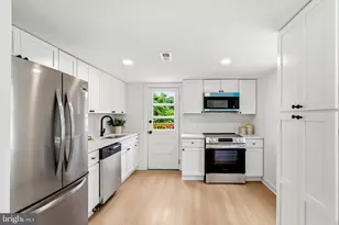 5608 Annapolis Rd, Bladensburg, MD 20710 - Photo 17