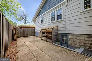 3913 Jefferson St, Hyattsville, MD 20781 - Photo 9