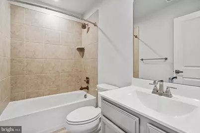 4770 Towne Square Boulevard, Suitland, MD 20746 - Photo 9