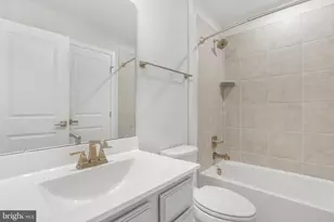 4770 Towne Square Blvd, Suitland, MD 20746 - Photo 27
