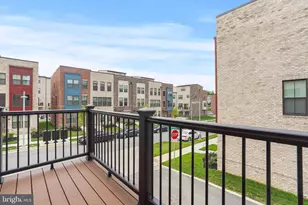 4770 Towne Square Blvd, Suitland, MD 20746 - Photo 15