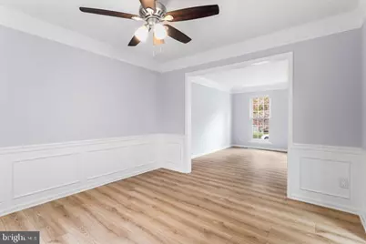 2807 Falling Brook, Hyattsville, MD 20783 - Photo 9