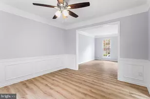 2807 Falling Brook, Hyattsville, MD 20783 - Photo 9