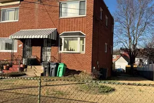 1804 Longfellow St, Hyattsville, MD 20782 - Photo 3