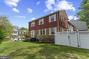 8252 Imperial Dr, Laurel, MD 20708 - Photo 3