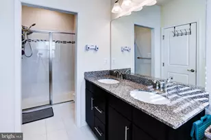 14301 Ridge View Ln, Laurel, MD 20707 - Photo 17