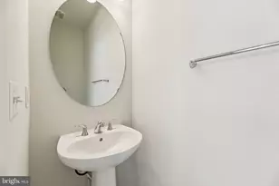 5600 Hyattsville Dr, Hyattsville, MD 20782 - Photo 9