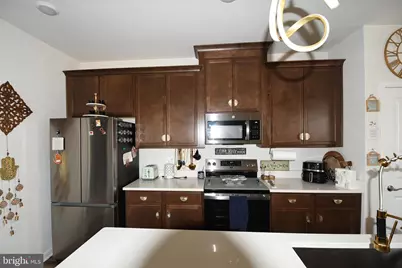 5937 Northwest Drive #(MASTER BEDROOM), Hyattsville, MD 20782 - Photo 1