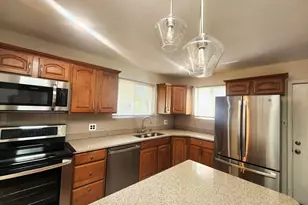 5419 Sargent Rd, Hyattsville, MD 20782 - Photo 9