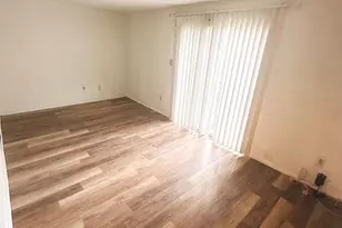 1849 Village Green Dr, Hyattsville, MD 20785 - Photo 11