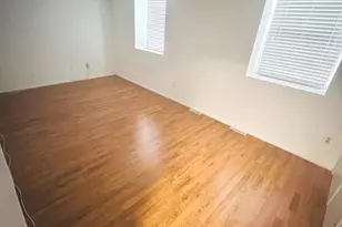 1849 Village Green Dr, Hyattsville, MD 20785 - Photo 13