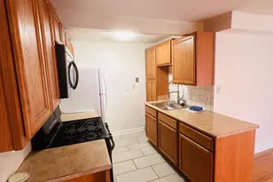 1849 Village Green Dr, Hyattsville, MD 20785 - Photo 7