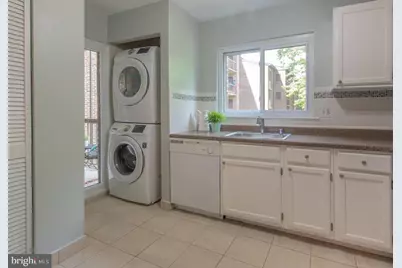 15601 Dorset Road #102, Laurel, MD 20707 - Photo 11