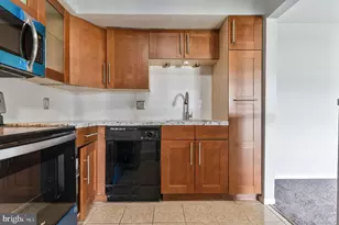 10122 Campus Way S, Upper Marlboro, MD 20774 - Photo 11