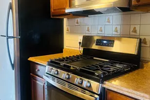 1910 Village Green Dr, Landover, MD 20785 - Photo 21