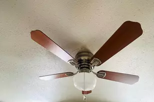 1910 Village Green Dr, Landover, MD 20785 - Photo 11