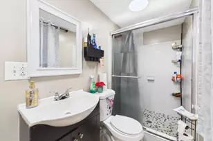 6802 Temple Hill Rd, Temple Hills, MD 20748 - Photo 29