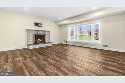 6304 Westridge Court, Temple Hills, MD 20748 - Photo 9